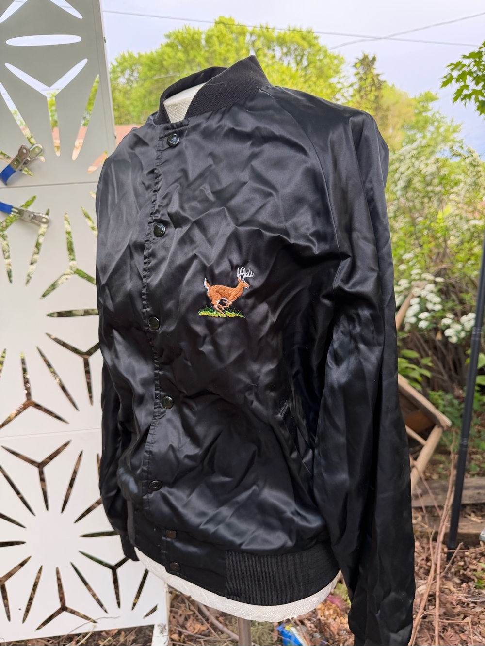 Vintage 80s Embroidered Masters Black Satin Deer 🦌 Wildlife Casual Snap Jacket